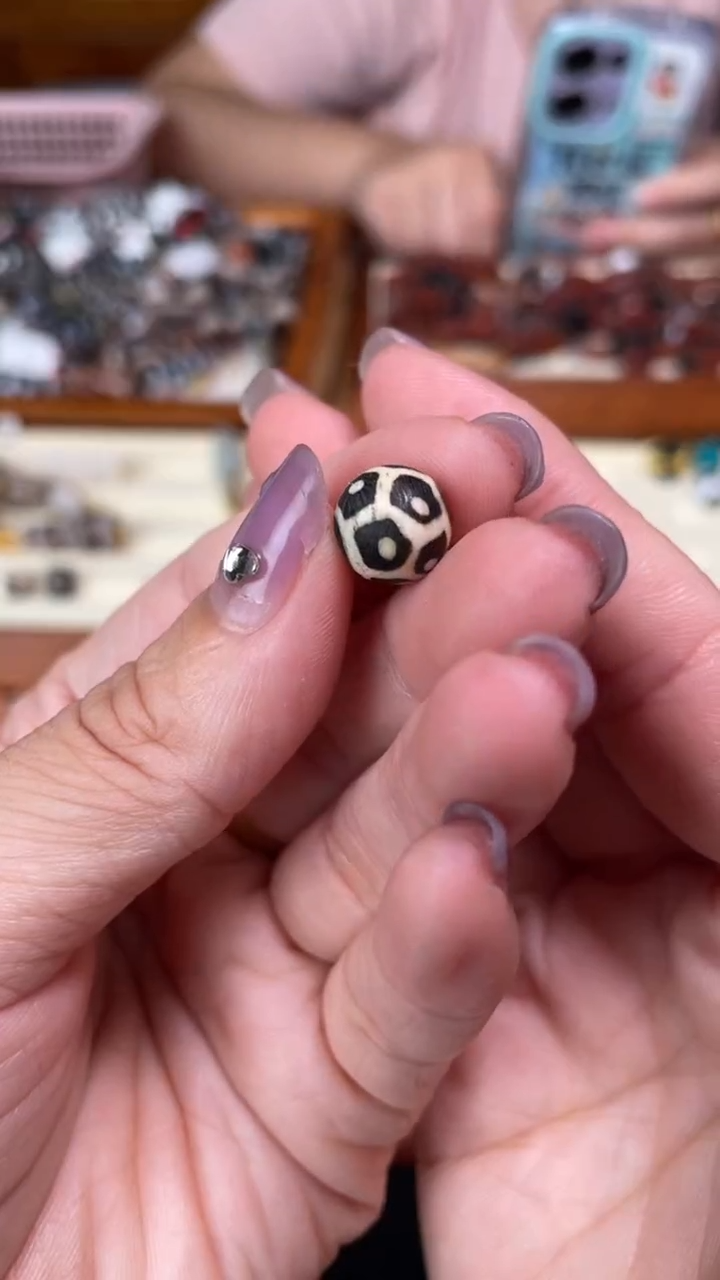 玛瑙/玉髓颈饰未镶嵌269克木珠