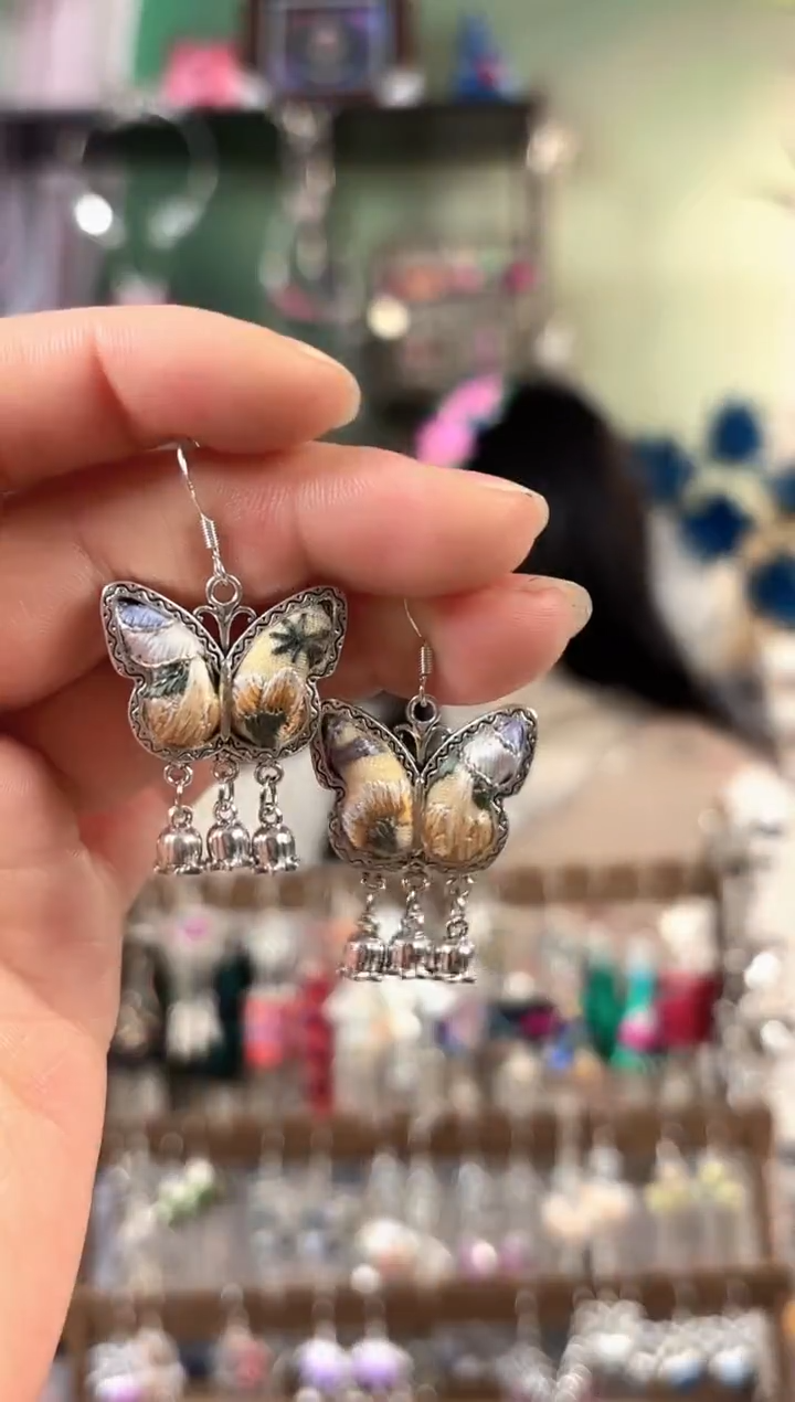 彩云南阁非遗老绣饰品515*