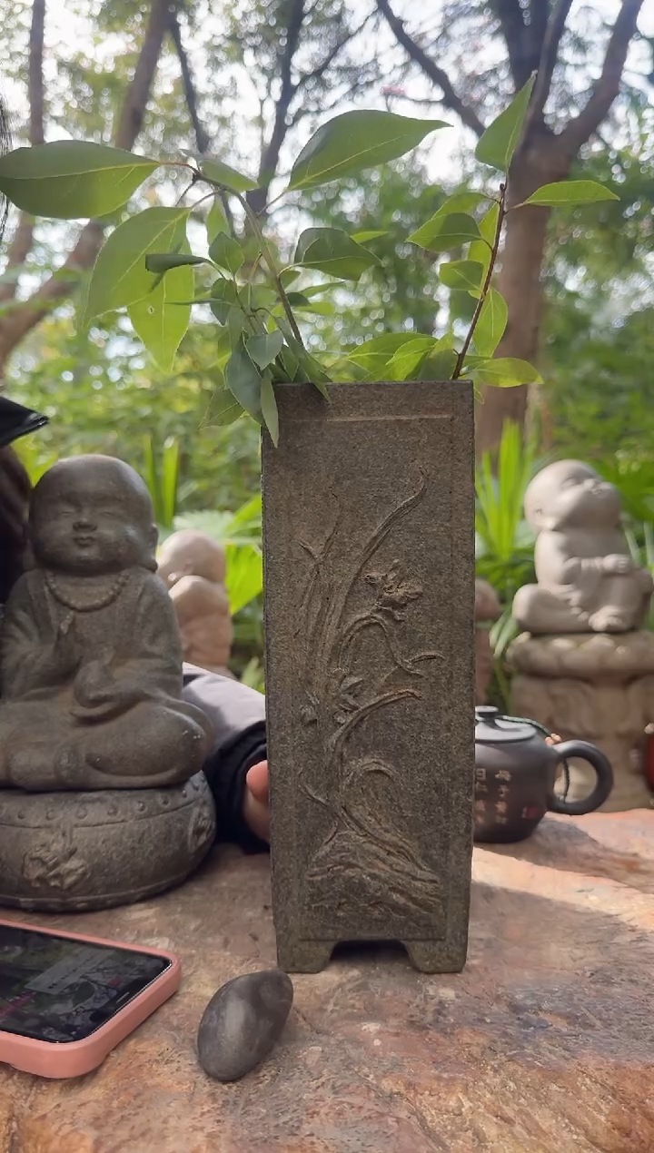 人造石兰花瓶摆件