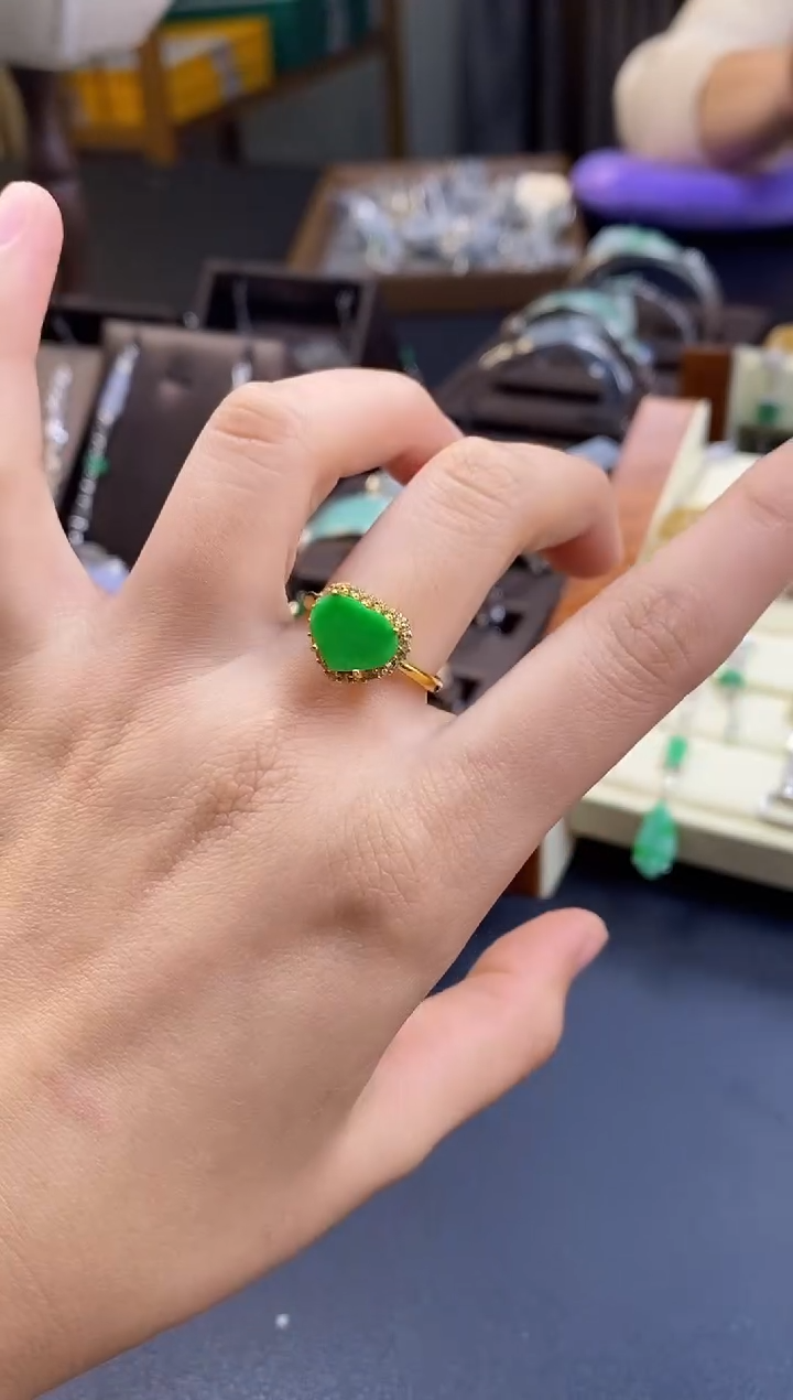 颈饰银S925镶嵌翡翠15559