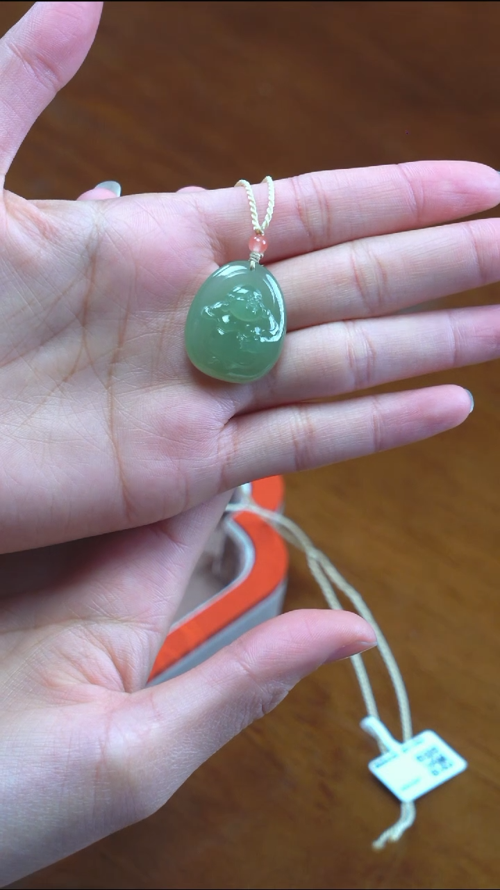 吊坠(赠链)未镶嵌和田玉晴水冰底佛公吊坠多样性发1件