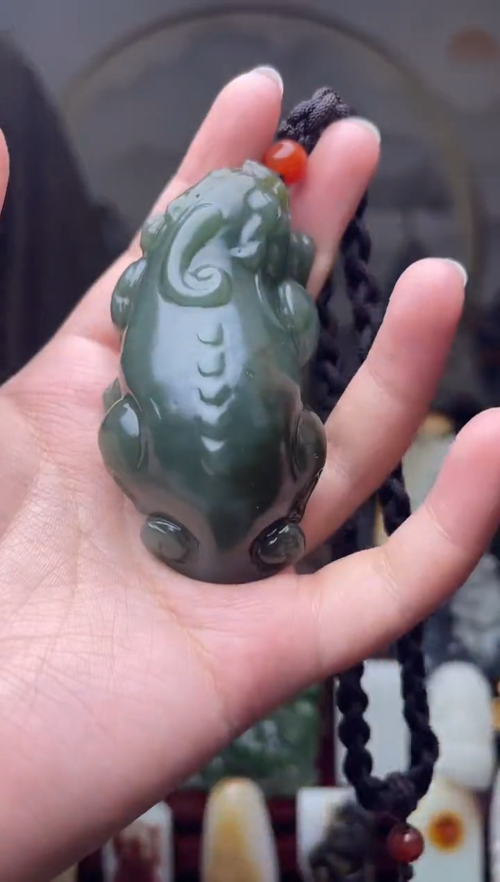 【闪购商品】和田玉吊坠未镶嵌104