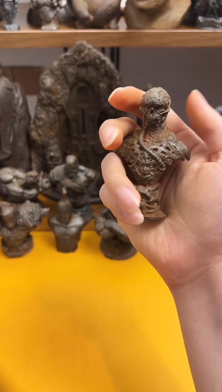 金属田*建实心铁艺---暴君