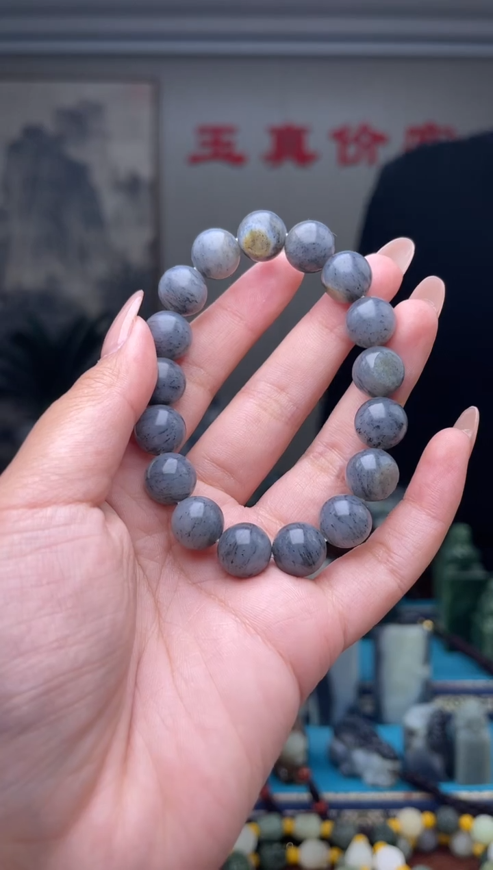 未镶嵌和田玉挂件1