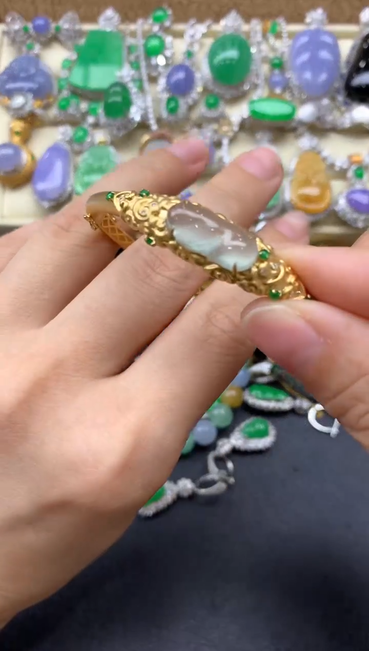 【闪购商品】翡翠手镯18K金镶嵌422-中国好珍宝