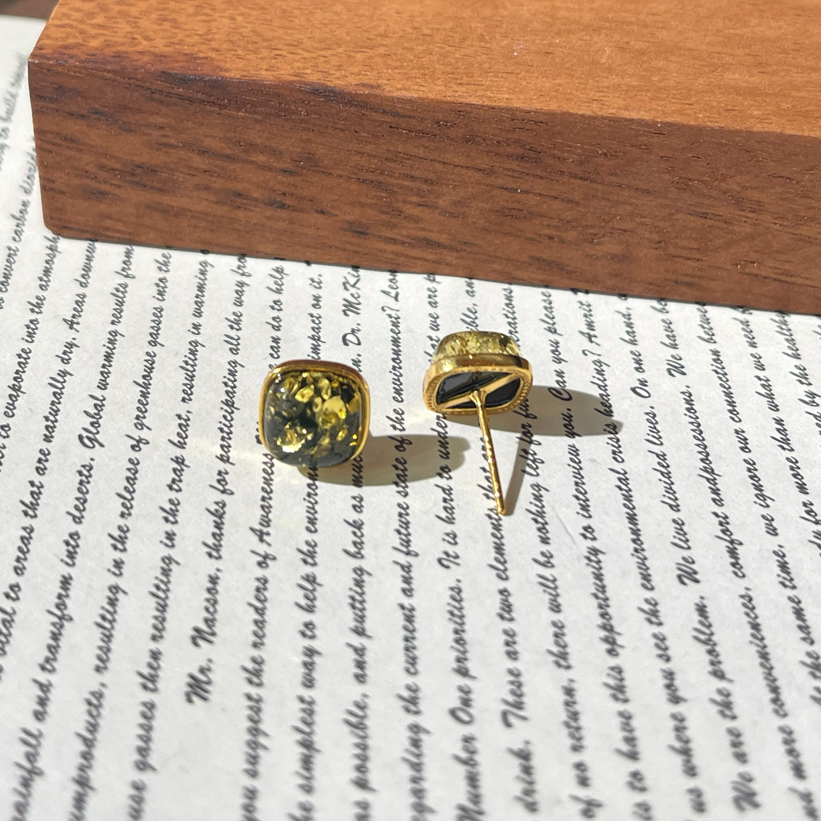 天然保真绿花珀小方糖耳钉简约气质百搭风s925银镶