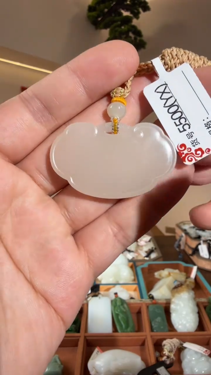 颈饰未镶嵌和田玉YX