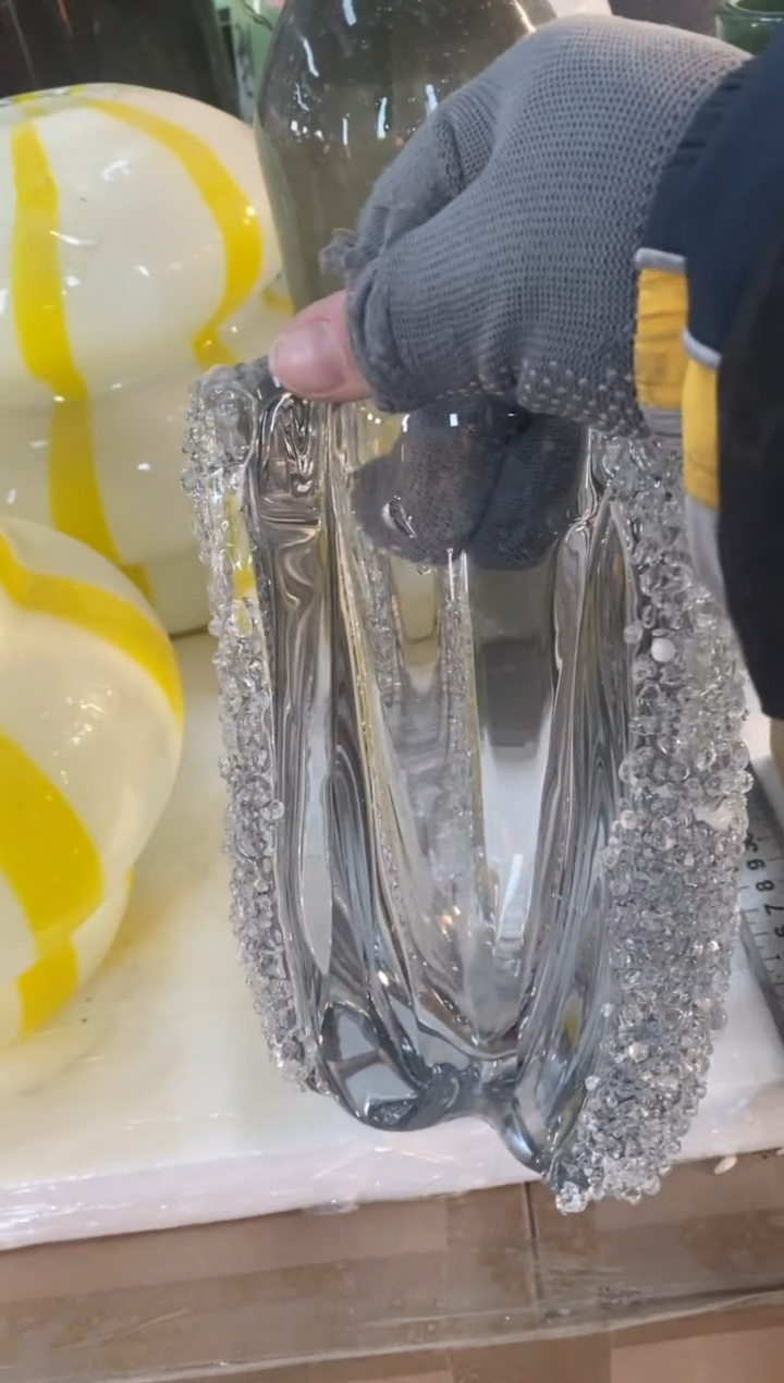 【闪购商品】玻璃158 M1瑕疵