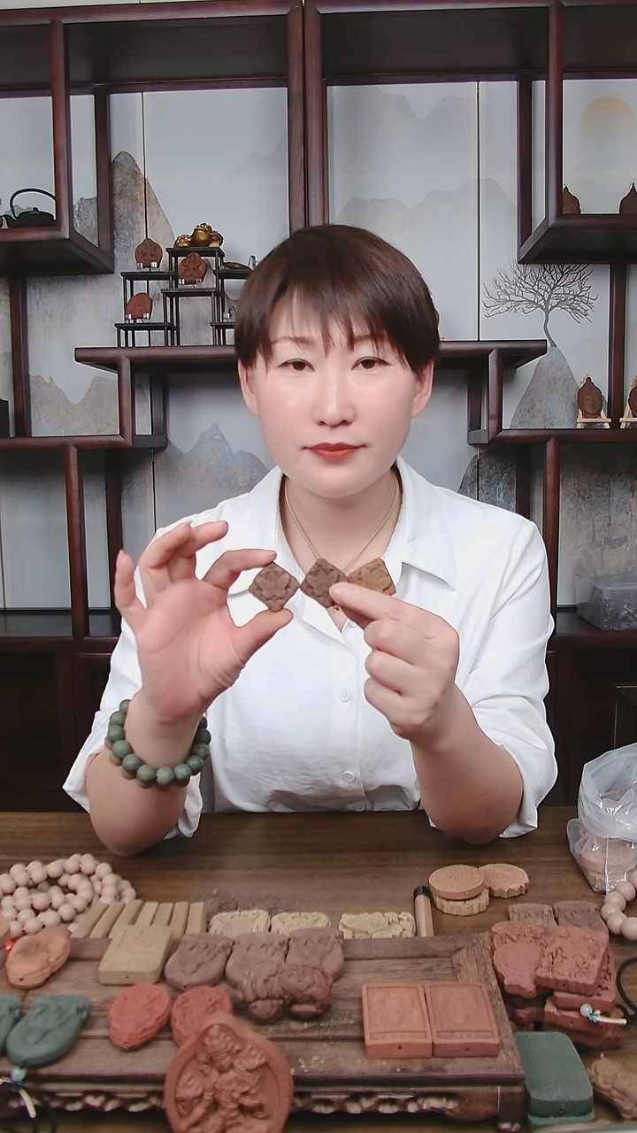 【闪购商品】鹅梨帐中香 方块小蝴蝶