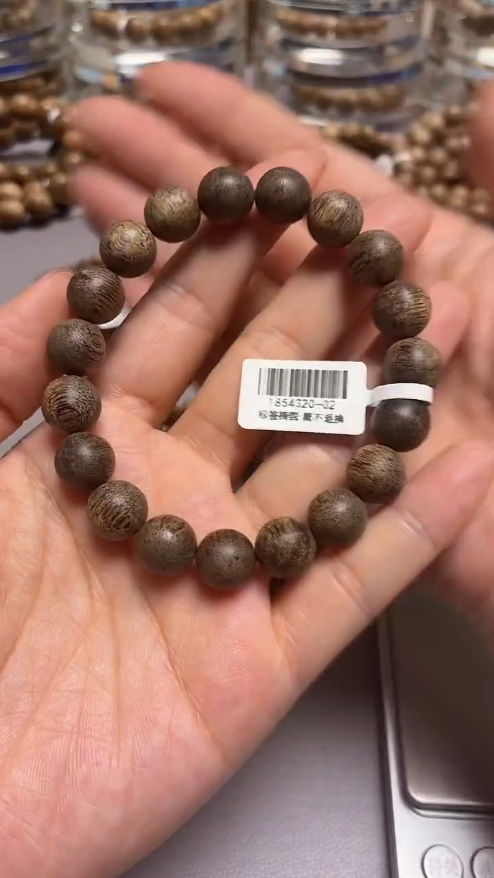 沉香手串难***！伊利安圆珠单圈1.1多样性发其一