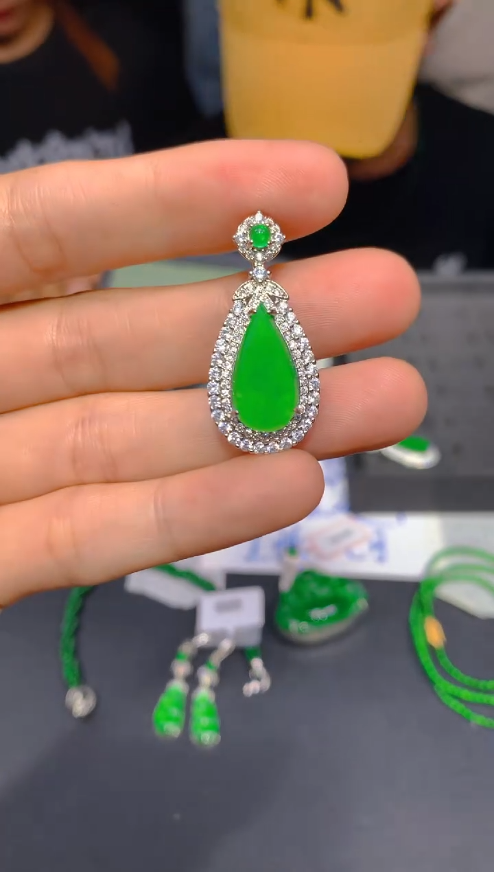 【闪购商品】定制翡翠未镶嵌166多样性发货（发其一）