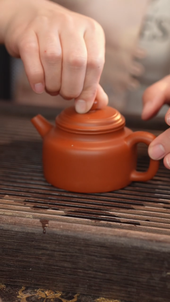 茶壶紫砂原矿手工制作   朱泥德中150cc