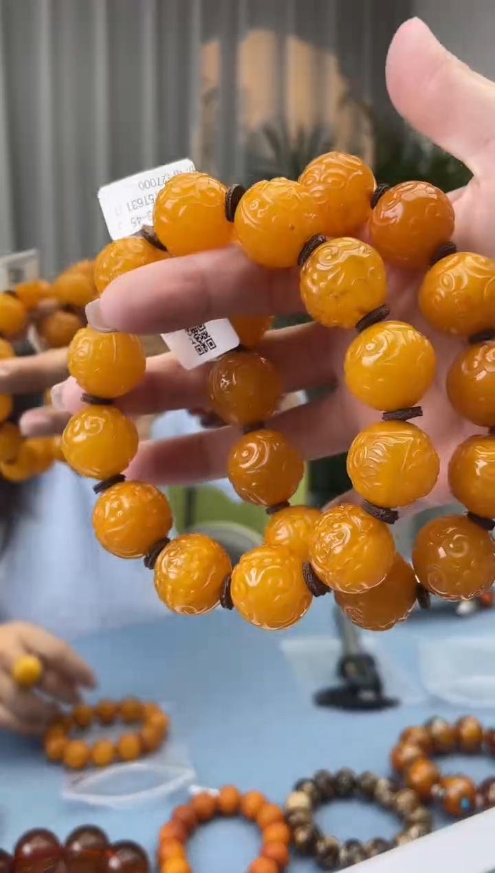 【闪购商品】蜜蜡珠宝奇石未镶嵌假一罚十，多样性发一件04346.19