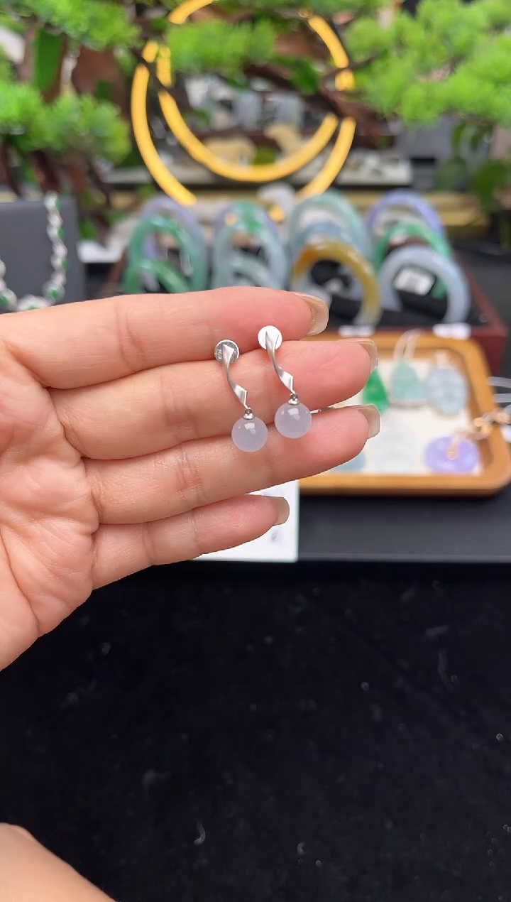 18K金镶嵌翡翠耳坠耳坠