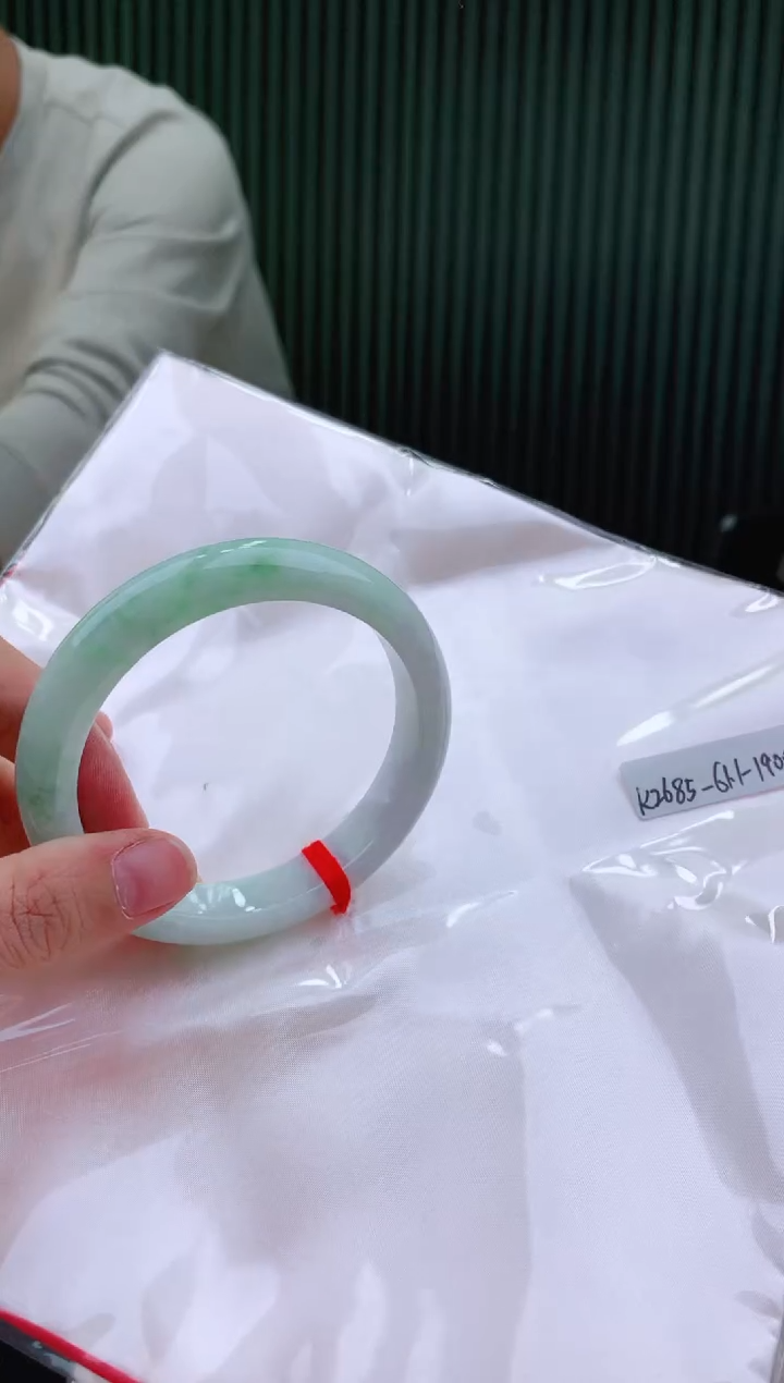 未镶嵌手镯翡翠61