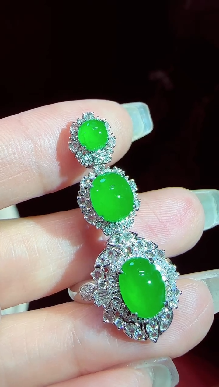 【闪购商品】翡翠戒指18K金镶嵌蛋面两用