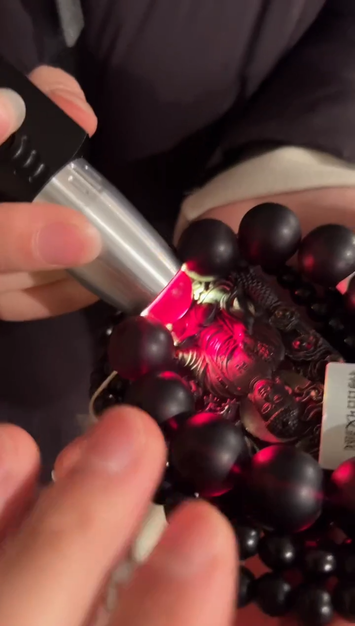 一一一一黑黑吊一套