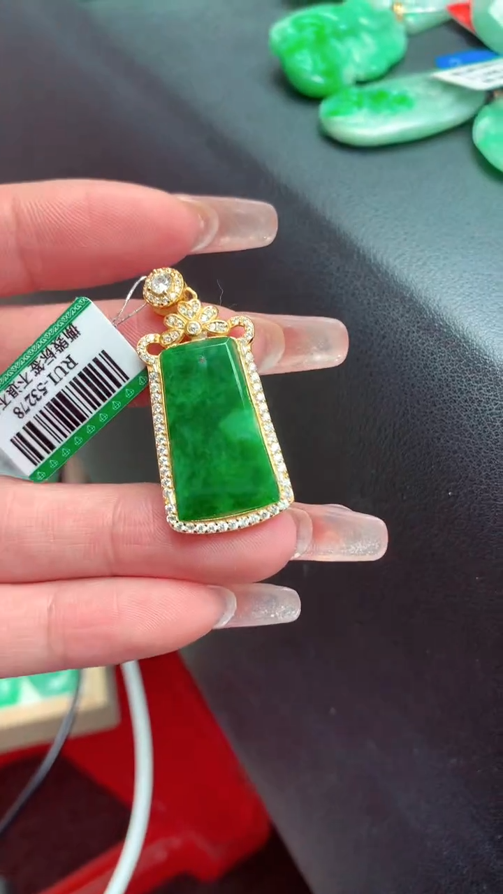 【闪购商品】翡翠颈饰银S925镶嵌挂件