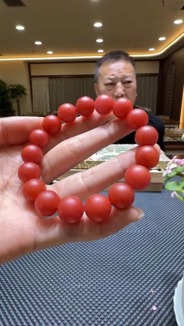 未镶嵌颈饰玛瑙/玉髓手串