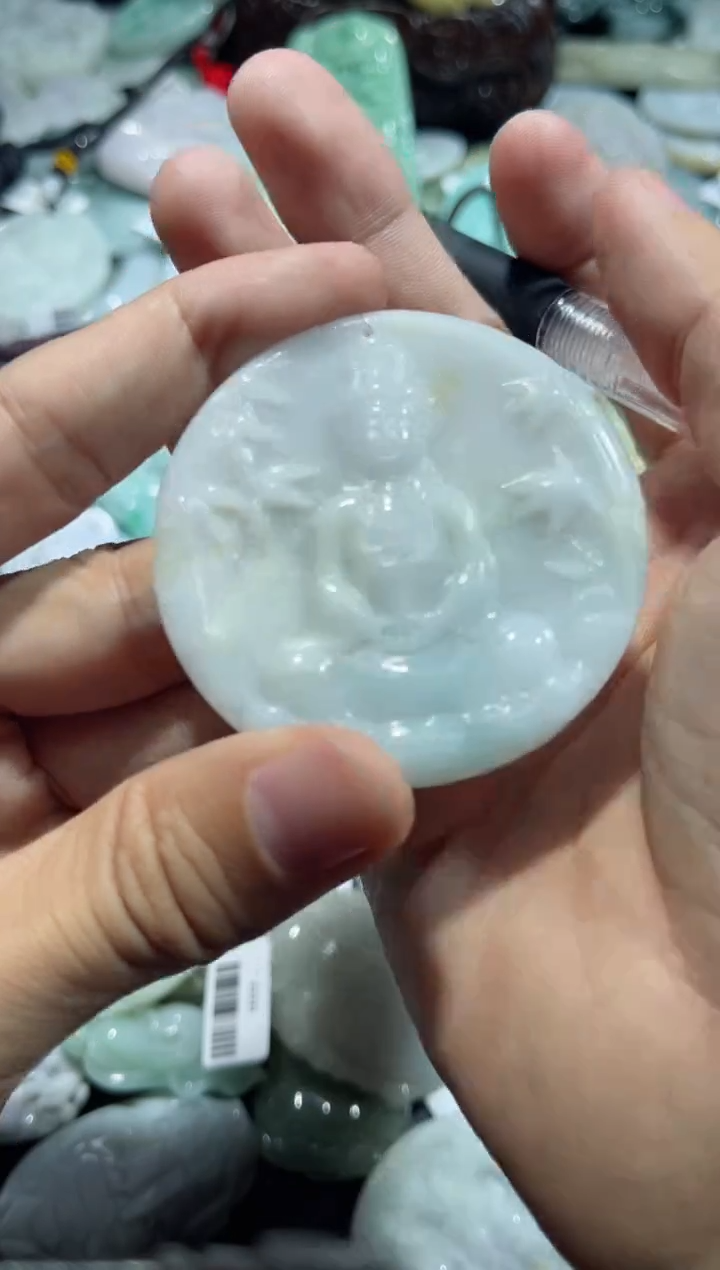 【闪购商品】翡翠颈饰未镶嵌00012738