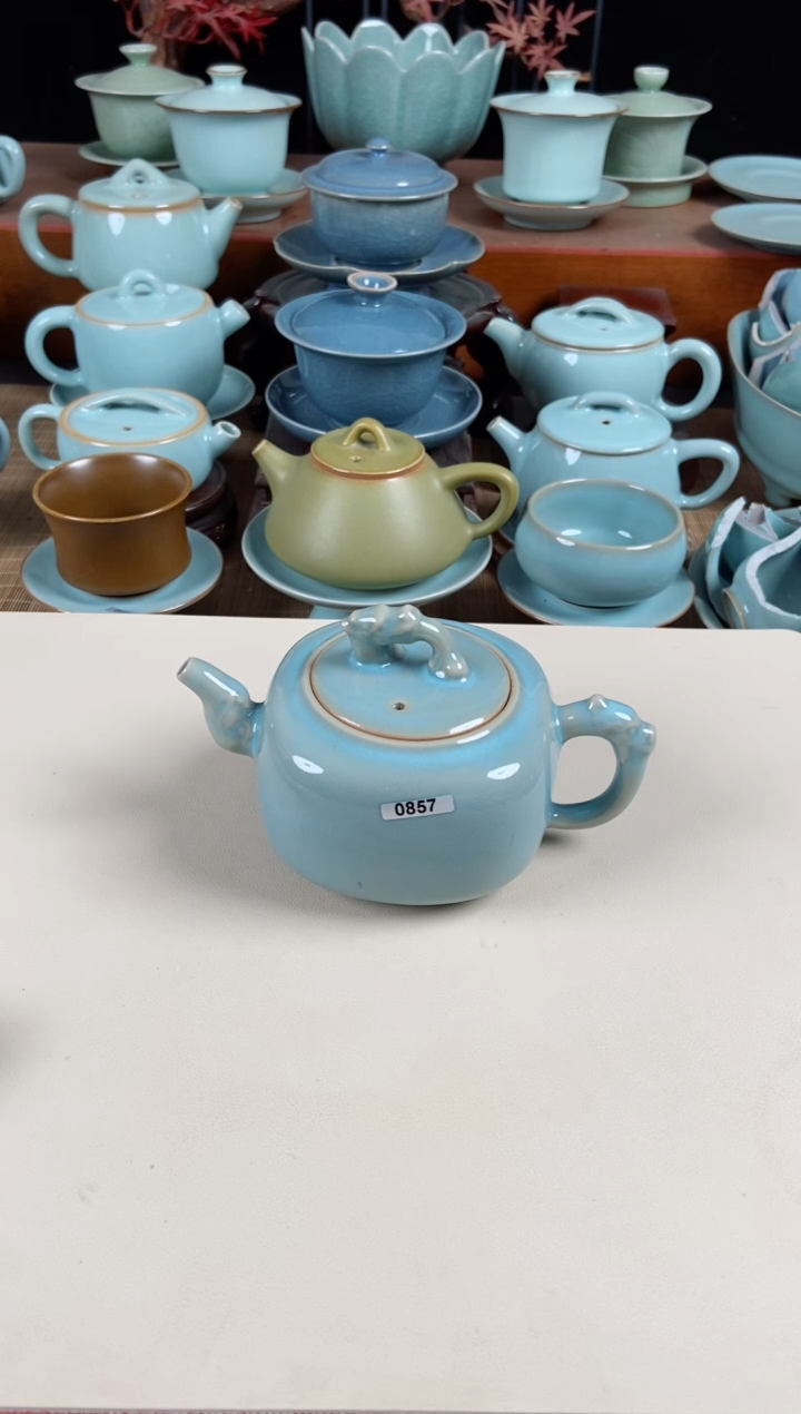 【闪购商品】其他857号瑕天蓝不开片茶壶支钉烧