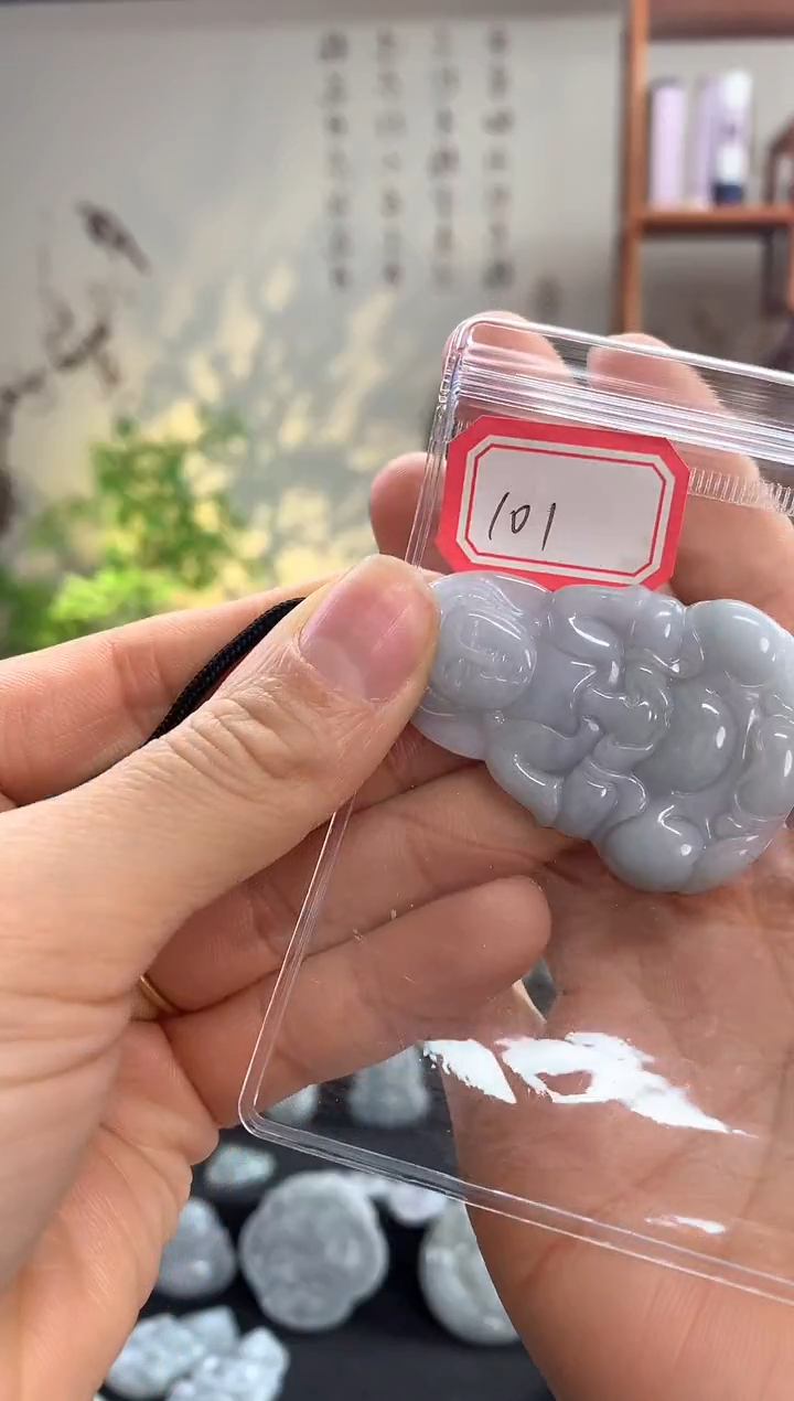 【闪购商品】翡翠颈饰未镶嵌观音101