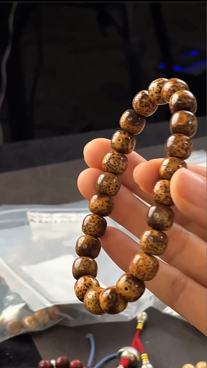 手串星月菩提精工级绿皮桶珠10*9手串