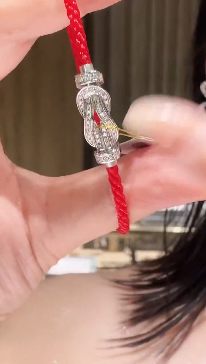 18K金镶嵌吊坠钻石AT0004-W