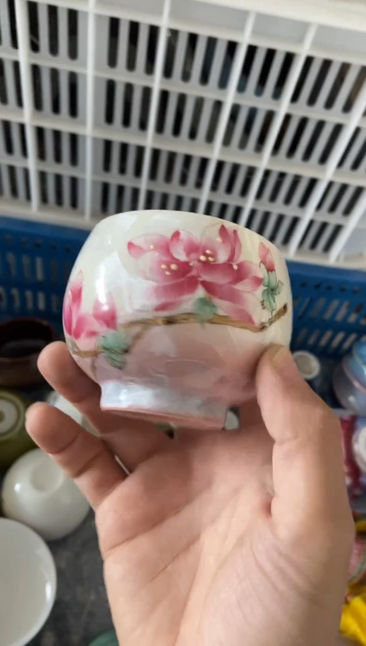 无运费险有瑕疵的摄影的产品有使用过的痕迹有点脏介意勿拍