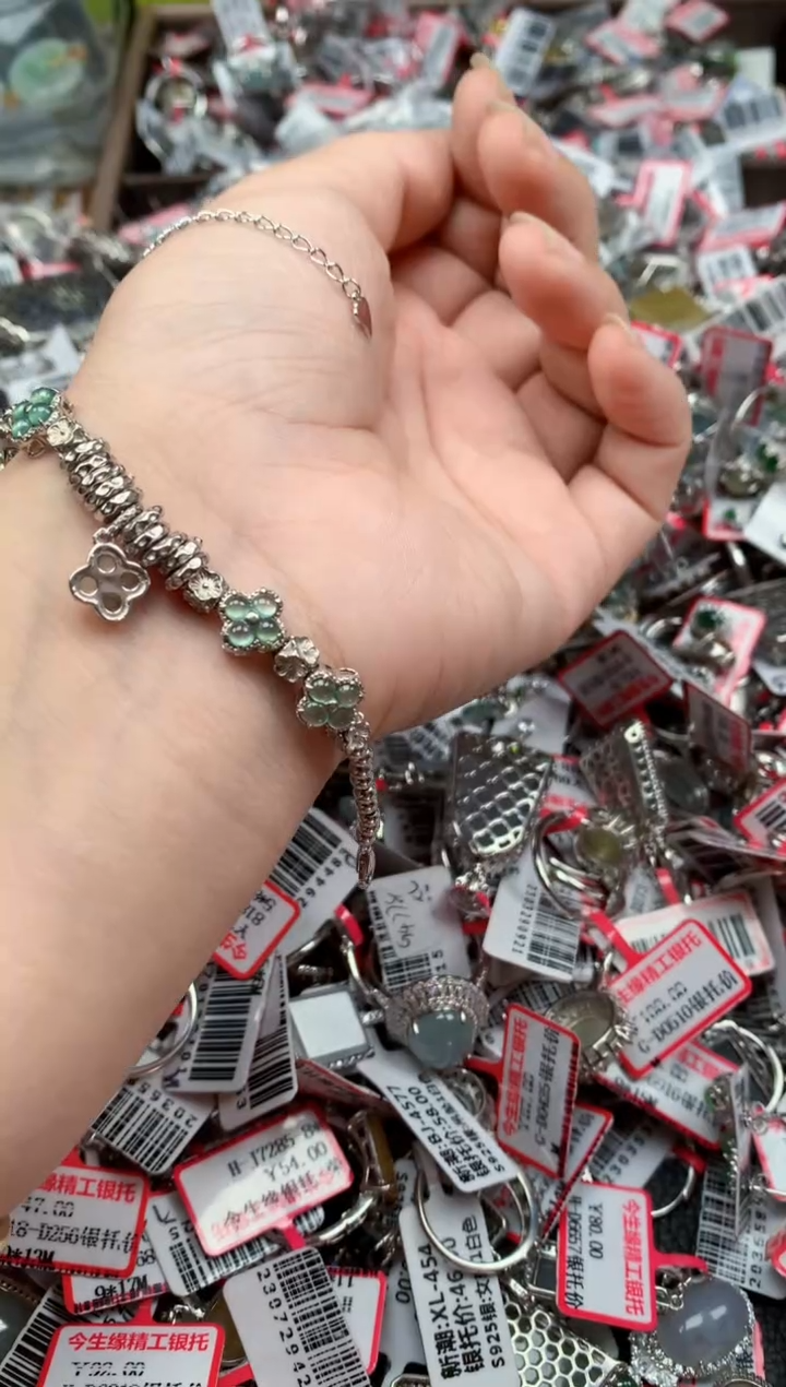 银S925镶嵌戒指翡翠天然A货缅甸翡翠