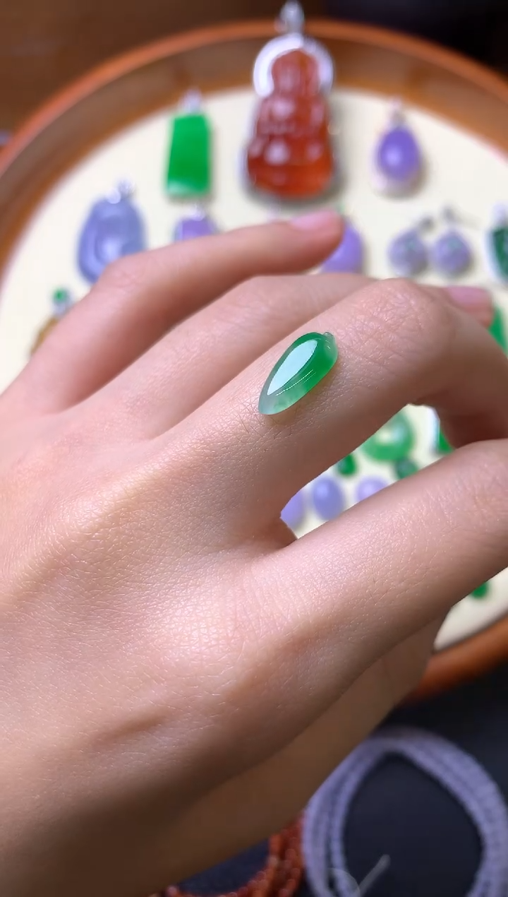 【闪购商品】定制翡翠未镶嵌裸石（镶嵌定制）