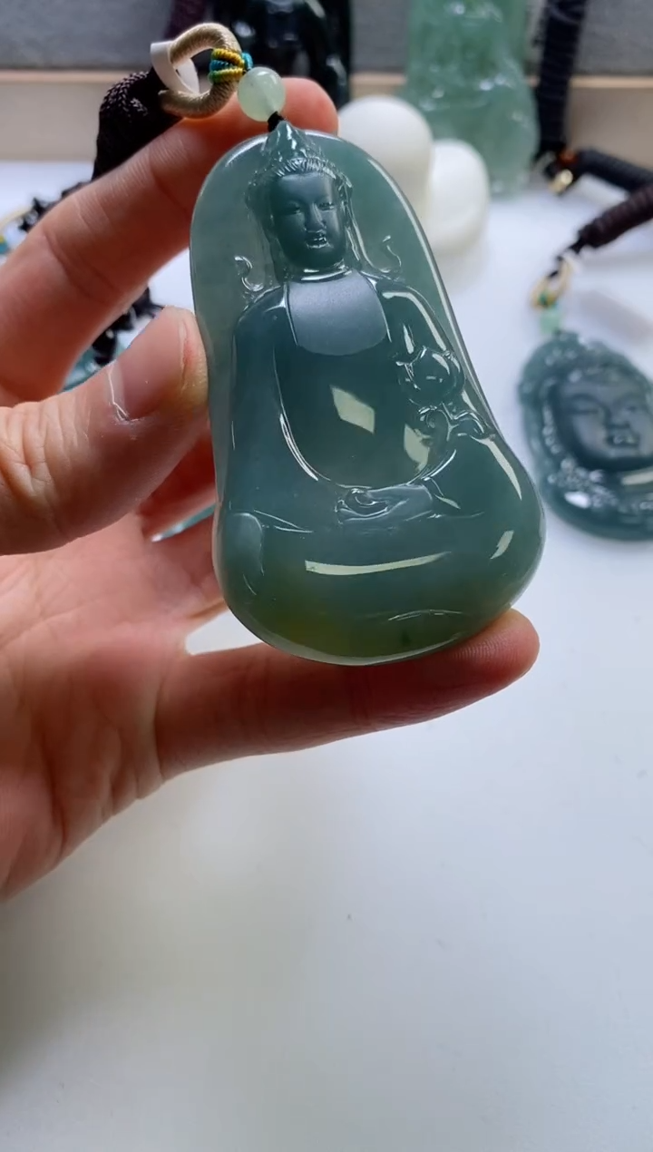【闪购商品】翡翠挂件未镶嵌              
