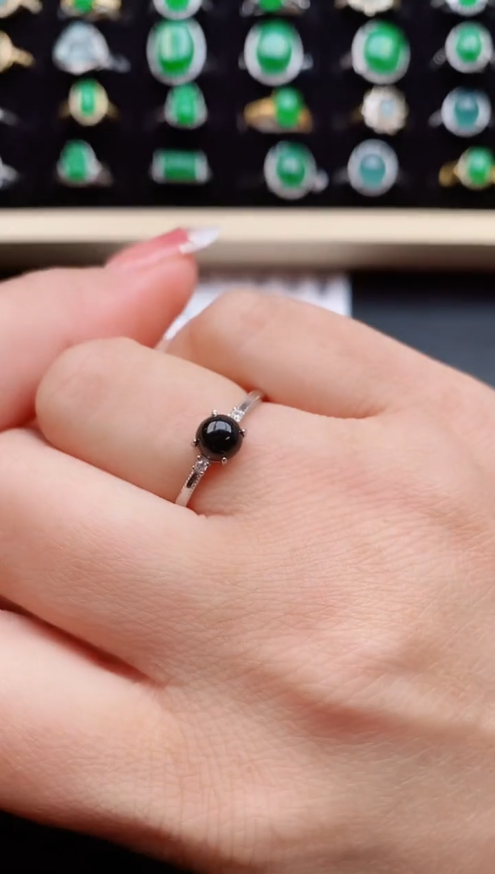 【闪购商品】翡翠戒指银S925镶嵌5080