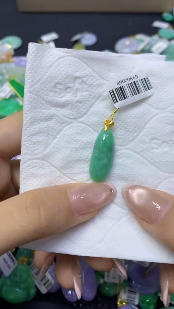 颈饰未镶嵌翡翠天然缅甸翡翠A货