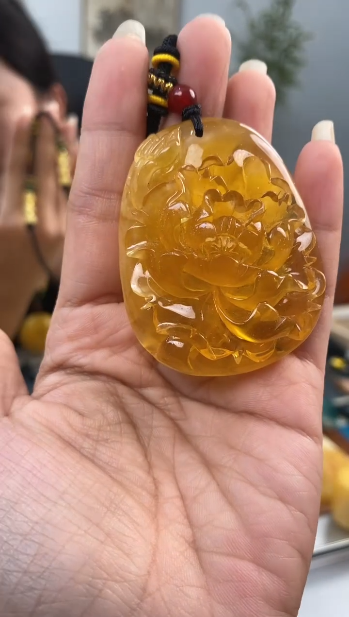 【闪购商品】琥珀裸石未镶嵌天然琥珀蜜蜡蝶恋花