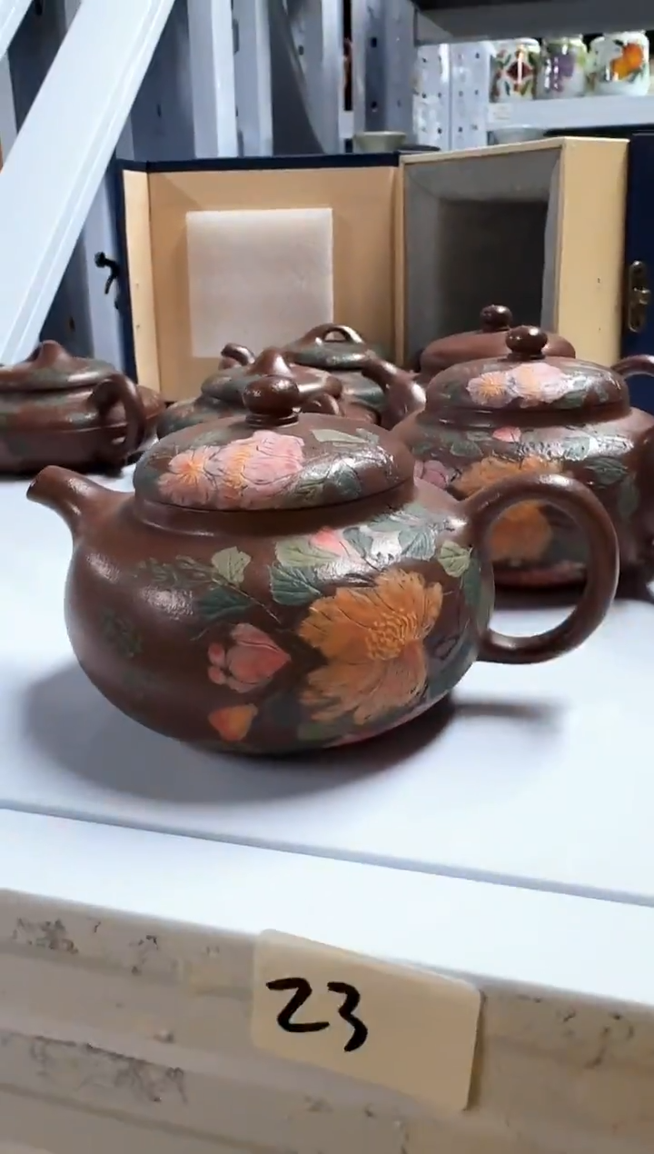 千万仓库 早点炸完回家过年 茶具