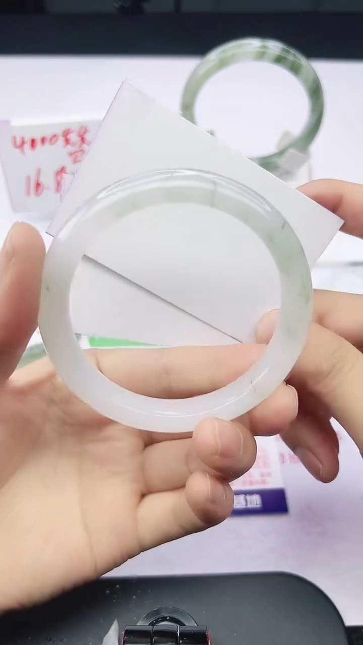 未镶嵌手镯石英质玉20-59/60