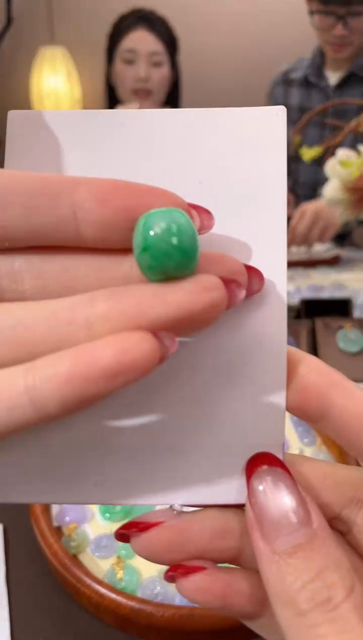 【闪购商品】翡翠颈饰未镶嵌天然缅甸a货翡翠