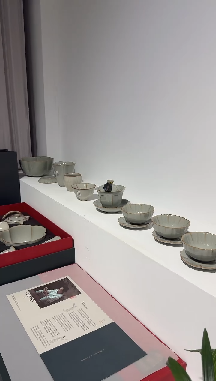 【闪购商品】小乔推荐如图所示