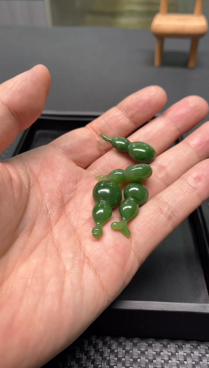 【闪购商品】和田玉挂件未镶嵌多样性发1件