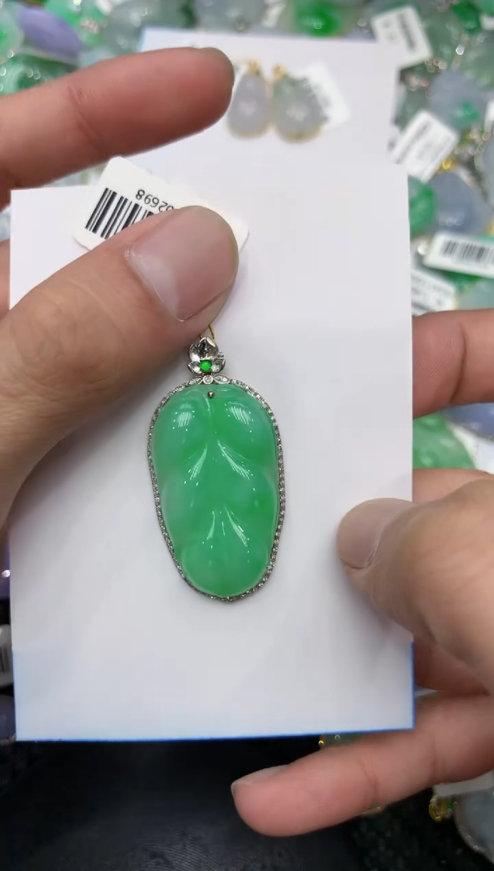 【闪购商品】翡翠颈饰18K金镶嵌222222222