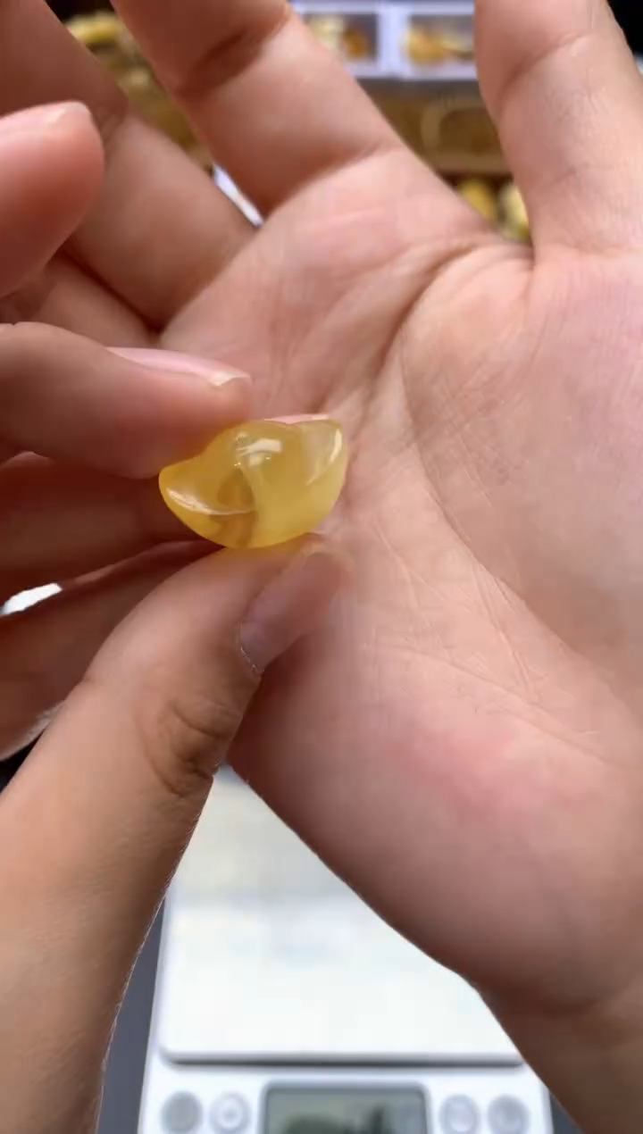 【闪购商品】琥珀珠宝奇石未镶嵌086琥珀蜜蜡小坑花粉介意勿拍