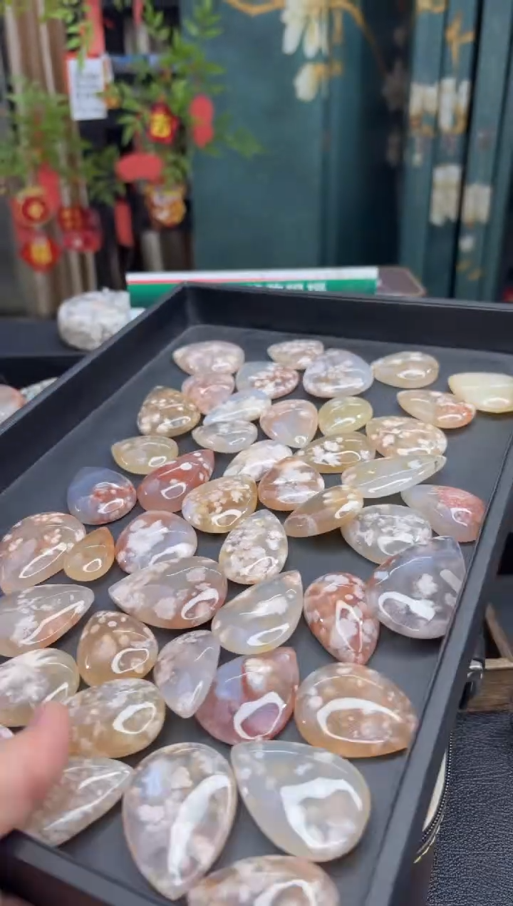 【闪购商品】石英质玉颈饰未镶嵌794多样性发其一