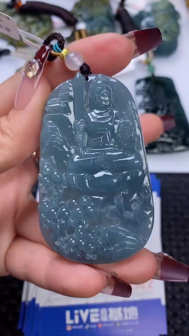 【闪购商品】翡翠颈饰未镶嵌1111111111111111