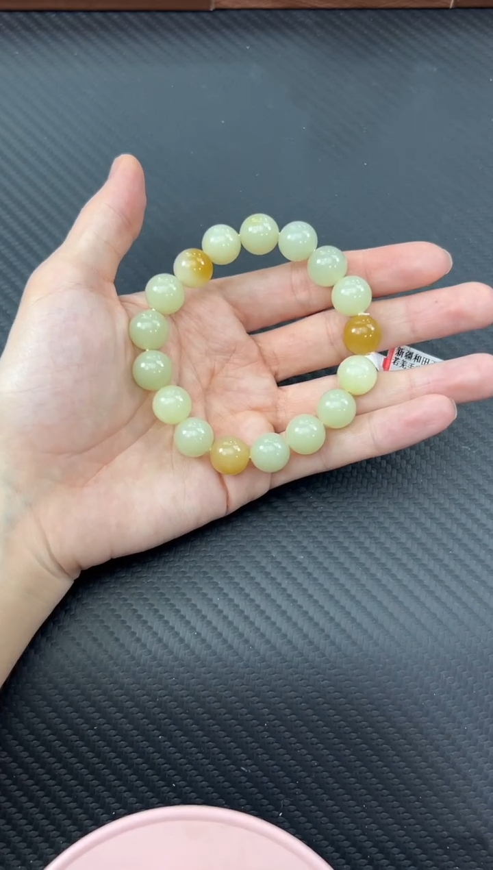 【闪购商品】和田玉手串未镶嵌若羌微色差卡12手串