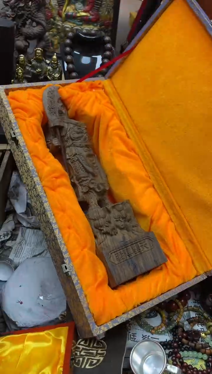 【闪购商品】大叶紫檀（黑酸枝木类） 