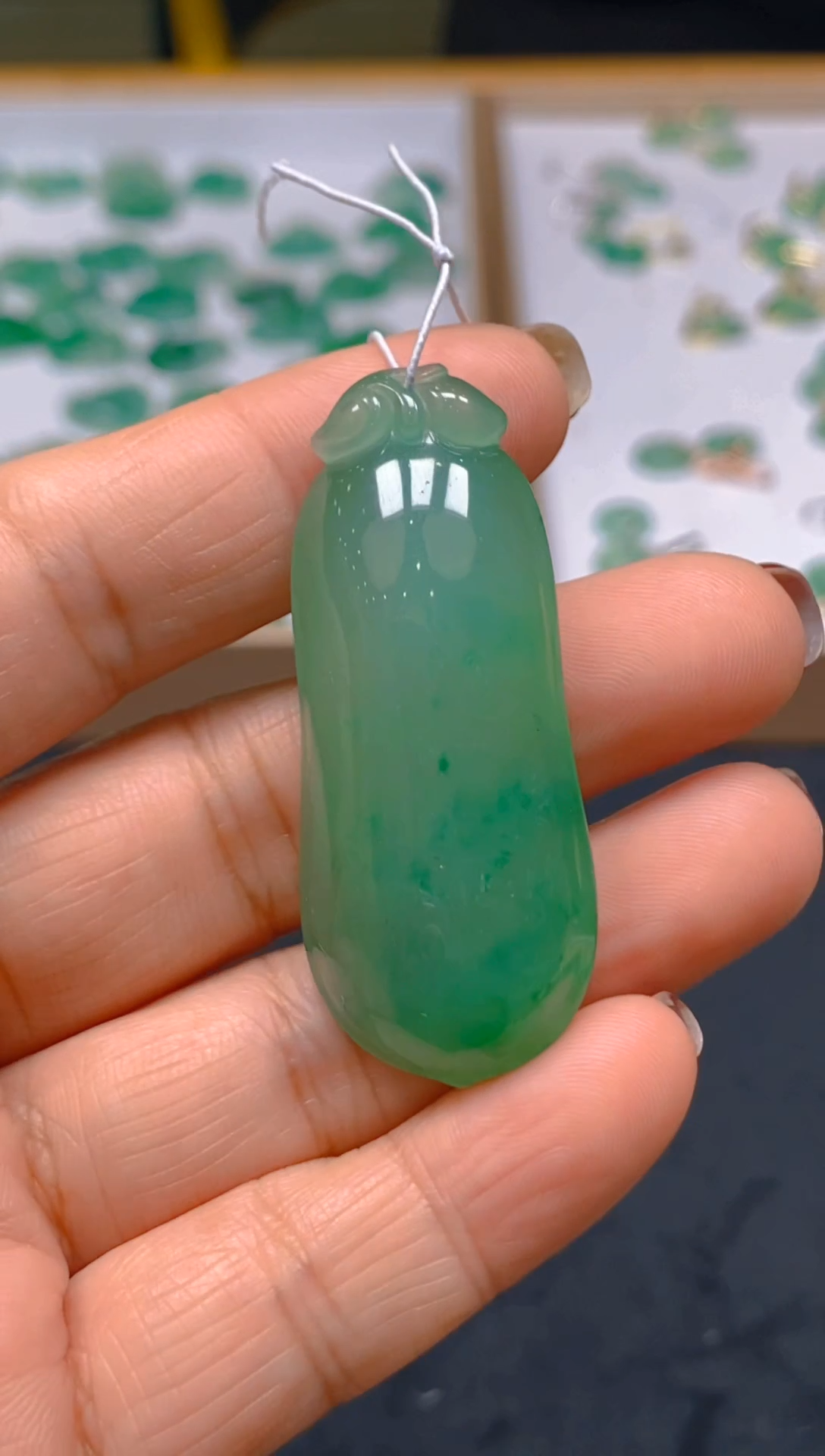 【闪购商品】石英质玉颈饰未镶嵌冰美人非洲翠A货冰种032