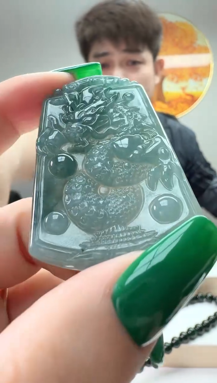 翡翠未镶嵌颈饰多样性随机发其一