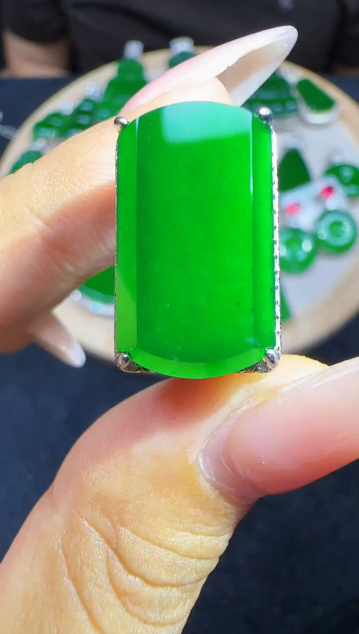 未镶嵌定制翡翠翡翠戒指184