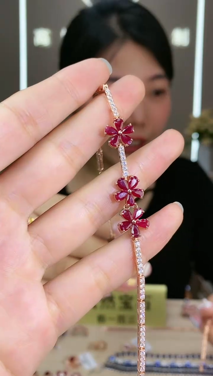 【闪购商品】红宝石手链银S925镶嵌手链